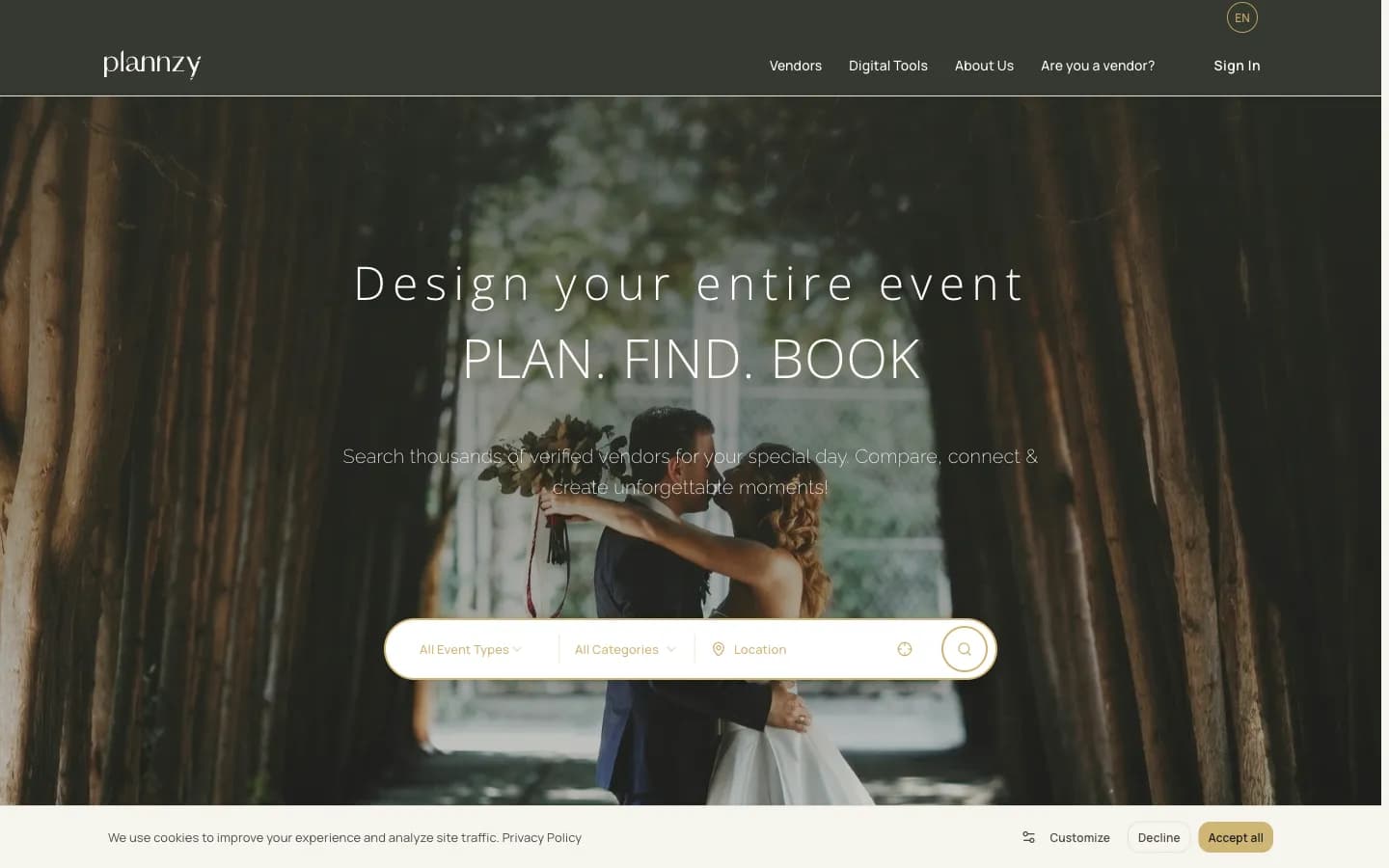 Marketplace landing page desktop με cinematic hero και unified search